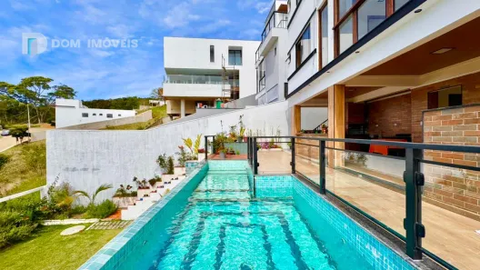 Casa de Condomínio com 4 Quartos à venda, 430m² no Salvaterra, Juiz de Fora