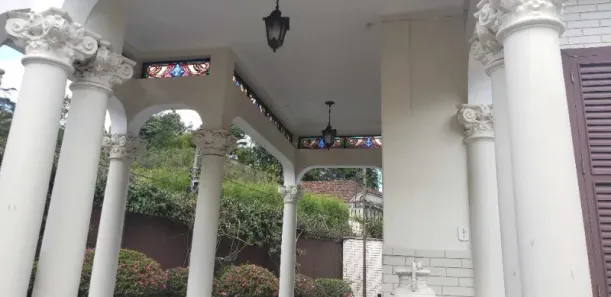 Casa com 4 Quartos à venda, 500m² no Valparaíso, Petrópolis