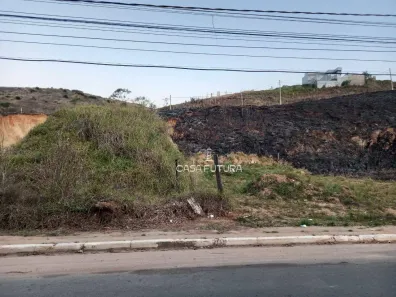 Lote/Terreno à venda, 600m² no Colônia Santo Antônio, Barra Mansa