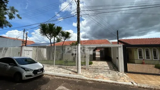 Casa com 4 Quartos à venda, 193m² no Recanto dos Pássaros, Campo Grande