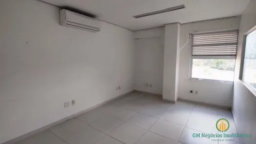 Sala Comercial para alugar, 42m² no Chácaras do Refúgio-Granja Viana, Cotia