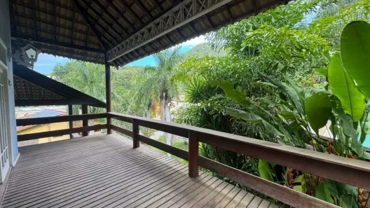 Casa com 3 Quartos à venda, 520m² no Engenho do Mato, Niterói