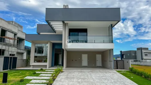 Casa com 4 Quartos à venda, 411m² no Santa Regina, Camboriú