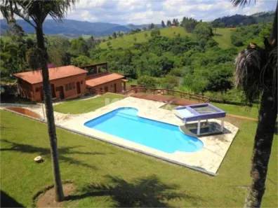 Imóvel Comercial com 9 Quartos à venda, 850m² no , Itapeva