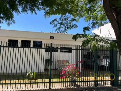Casa com 3 Quartos para alugar, 246m² no Vila Monteiro (Gleba I), São Carlos