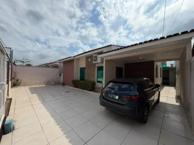 Casa com 3 Quartos à venda, 250m² no Planalto, Manaus