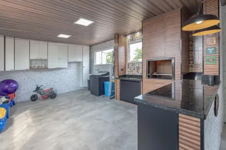 Sobrado com 4 Quartos para alugar, 343m² no Jardim das Maravilhas, Santo André