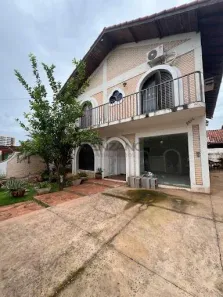 Sobrado com 4 Quartos à venda, 196m² no Monte Castelo, Campo Grande