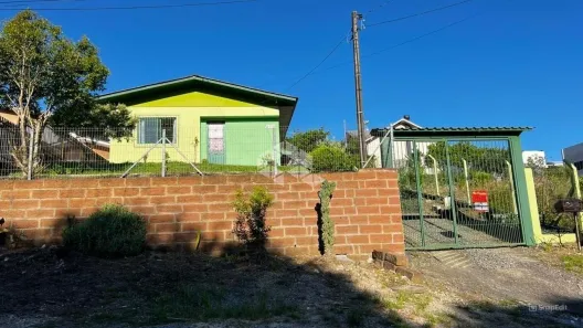 Casa com 3 Quartos à venda, 65m² no Cruzeiro, Farroupilha