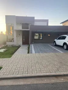 Casa com 3 Quartos à venda, 225m² no Jardim Itália, Cuiabá