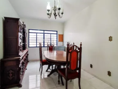 Casa com 2 Quartos à venda, 190m² no Vila Cristóvam, Limeira