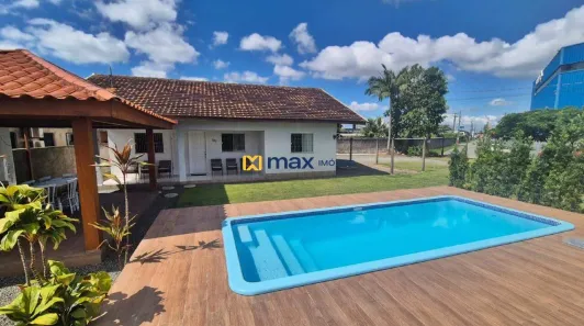 Casa com 4 Quartos à venda, 160m² no Meia Praia, Navegantes