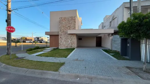 Casa de Condomínio com 4 Quartos à venda, 220m² no Universitário, Caruaru