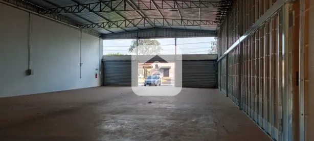 Galpão/Depósito/Armazém para alugar, 450m² no Planalto, Uberlândia
