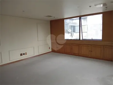 Sala Comercial para venda ou aluguel, 31m² no Moinhos de Vento, Porto Alegre