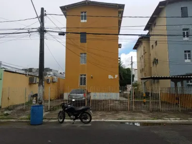 Apartamento com 3 Quartos para alugar, 63m² no Grageru, Aracaju