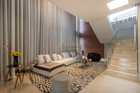 Casa com 5 Quartos à venda, 700m² no Jardim Leonor, São Paulo