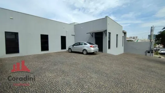 Imóvel Comercial para alugar, 417m² no Vila Medon, Americana