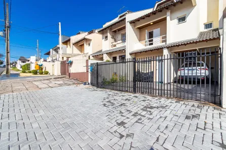 Sobrado com 3 Quartos à venda, 151m² no Xaxim, Curitiba