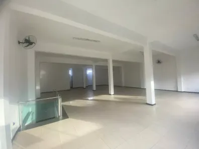 Sala Comercial para alugar, 220m² no Parque São Pedro (Venda Nova), Belo Horizonte