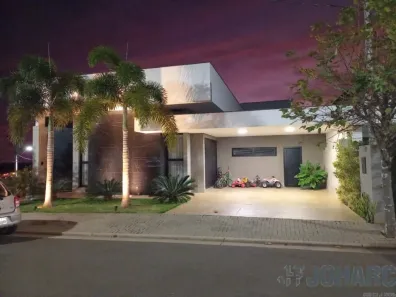 Casa com 3 Quartos à venda, 214m² no Jardim Espanha, Apucarana