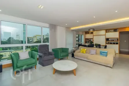 Apartamento com 3 Quartos à venda, 110m² no Auxiliadora, Porto Alegre