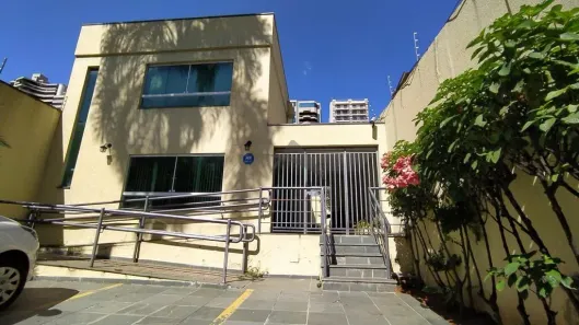 Imóvel Comercial com 7 Quartos à venda, 291m² no Cambuí, Campinas