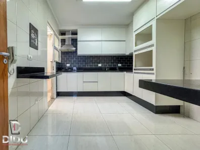 Casa com 3 Quartos à venda, 149m² no Vila Bertioga, São Paulo
