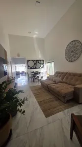 Casa de Condomínio com 3 Quartos para alugar, 160m² no Shopping Park, Uberlândia