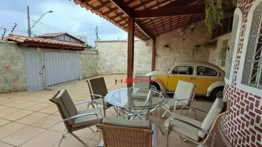 Casa com 3 Quartos à venda, 229m² no São Luiz, Belo Horizonte