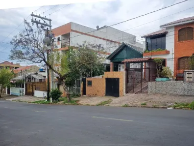 Casa com 2 Quartos à venda, 70m² no Vila São José, Porto Alegre