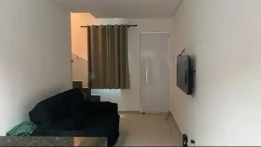 Sobrado com 2 Quartos para alugar, 47m² no Tupi, Praia Grande