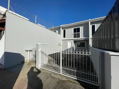 Sobrado com 2 Quartos para alugar, 68m² no Nova Palhoça, Palhoça