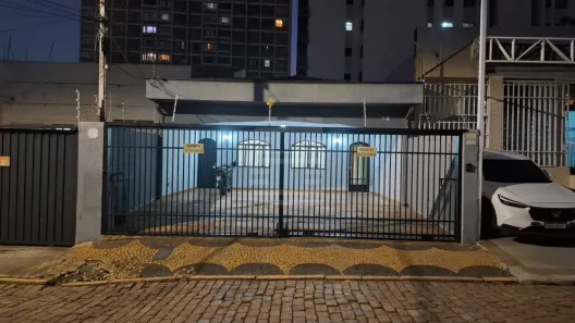 Imóvel Comercial para alugar, 215m² no Cambuí, Campinas