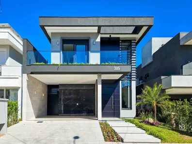 Casa com 3 Quartos para venda ou aluguel, 235m² no Centro, Gravataí