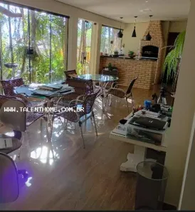 Casa com 3 Quartos à venda, 300m² no Brasília, Londrina