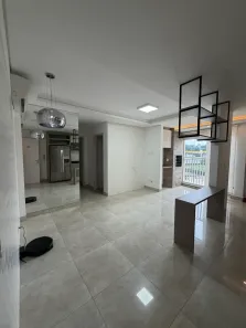Apartamento com 2 Quartos para alugar, 60m² no Zona 02, Maringá
