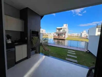 Casa de Condomínio com 3 Quartos à venda, 169m² no Beira Rio, Biguaçu
