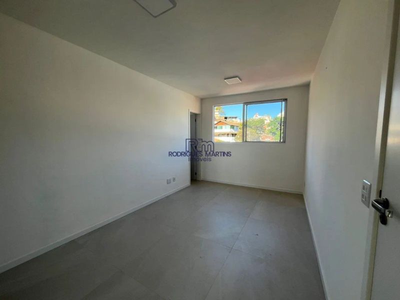 Apartamento com 2 quartos — Alto Caiçaras, Belo Horizonte