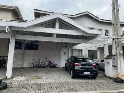 Casa de Condomínio com 2 Quartos à venda, 65m² no Condomínio Residence Club, Jacareí