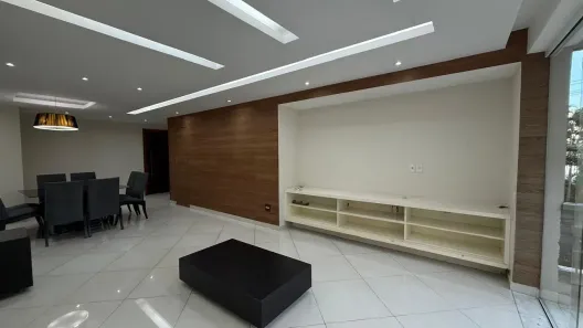 Apartamento com 3 Quartos para alugar, 184m² no Campo Grande, Rio de Janeiro