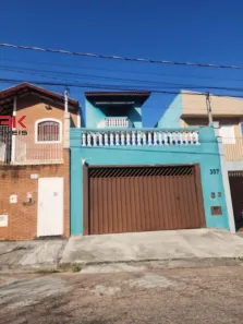 Casa com 2 Quartos à venda, 151m² no Jardim do Lago, Jundiaí