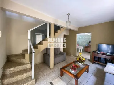 Casa com 4 Quartos à venda, 200m² no Europa, Contagem