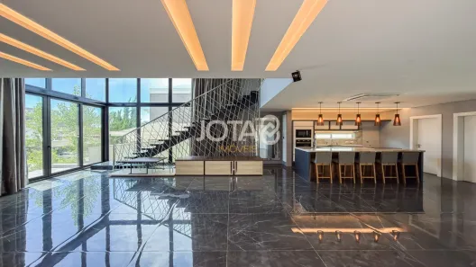 Casa de Condomínio com 4 Quartos à venda, 615m² no Campo Comprido, Curitiba