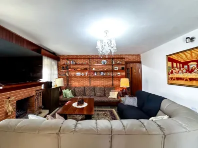 Sobrado com 7 Quartos à venda, 550m² no Vila Natal, Campos do Jordão