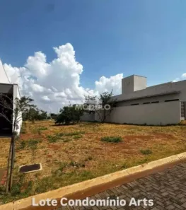 Lote/Terreno à venda, 422m² no Laranjeiras, Uberlândia