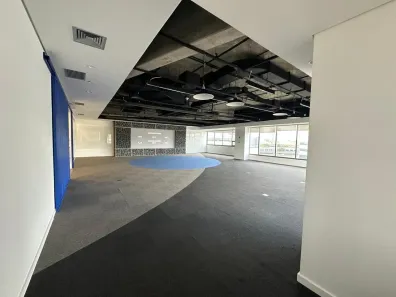 Sala Comercial para venda ou aluguel, 2285m² no Tamboré, Barueri