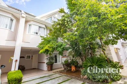 Sobrado com 4 Quartos à venda, 177m² no Jardim Social, Curitiba