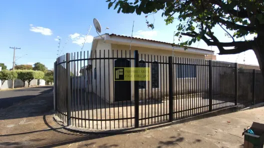 Casa com 2 Quartos para alugar, 80m² no Jardim Santa Maria, São José do Rio Preto