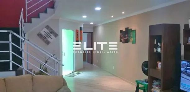 Sobrado com 3 Quartos à venda, 300m² no Pinheirinho, Santo André